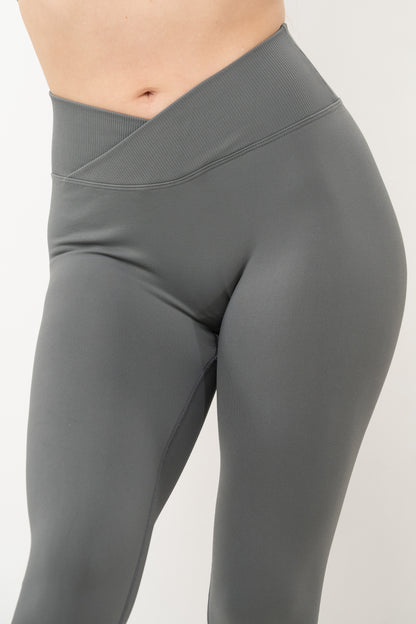Aura V-waist Leggings